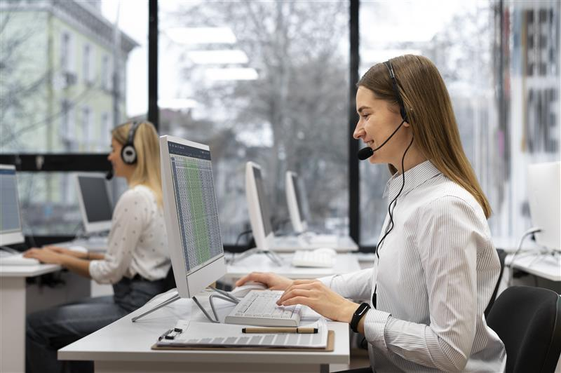 The Best Way to Do Cold Email and Cold Calling Right